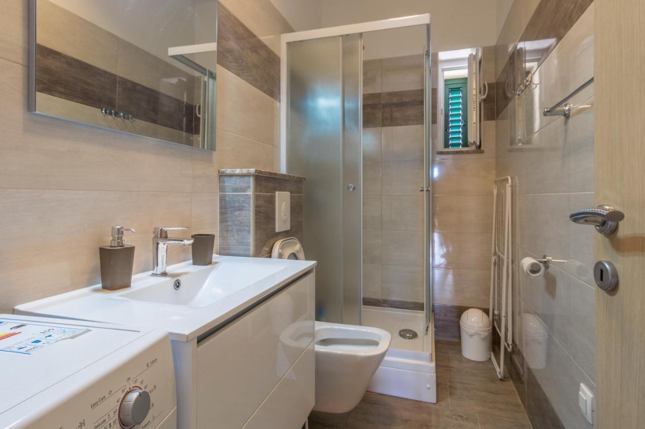 Apartments By The Sea Simuni, Pag - 18386 Колан Екстериор снимка