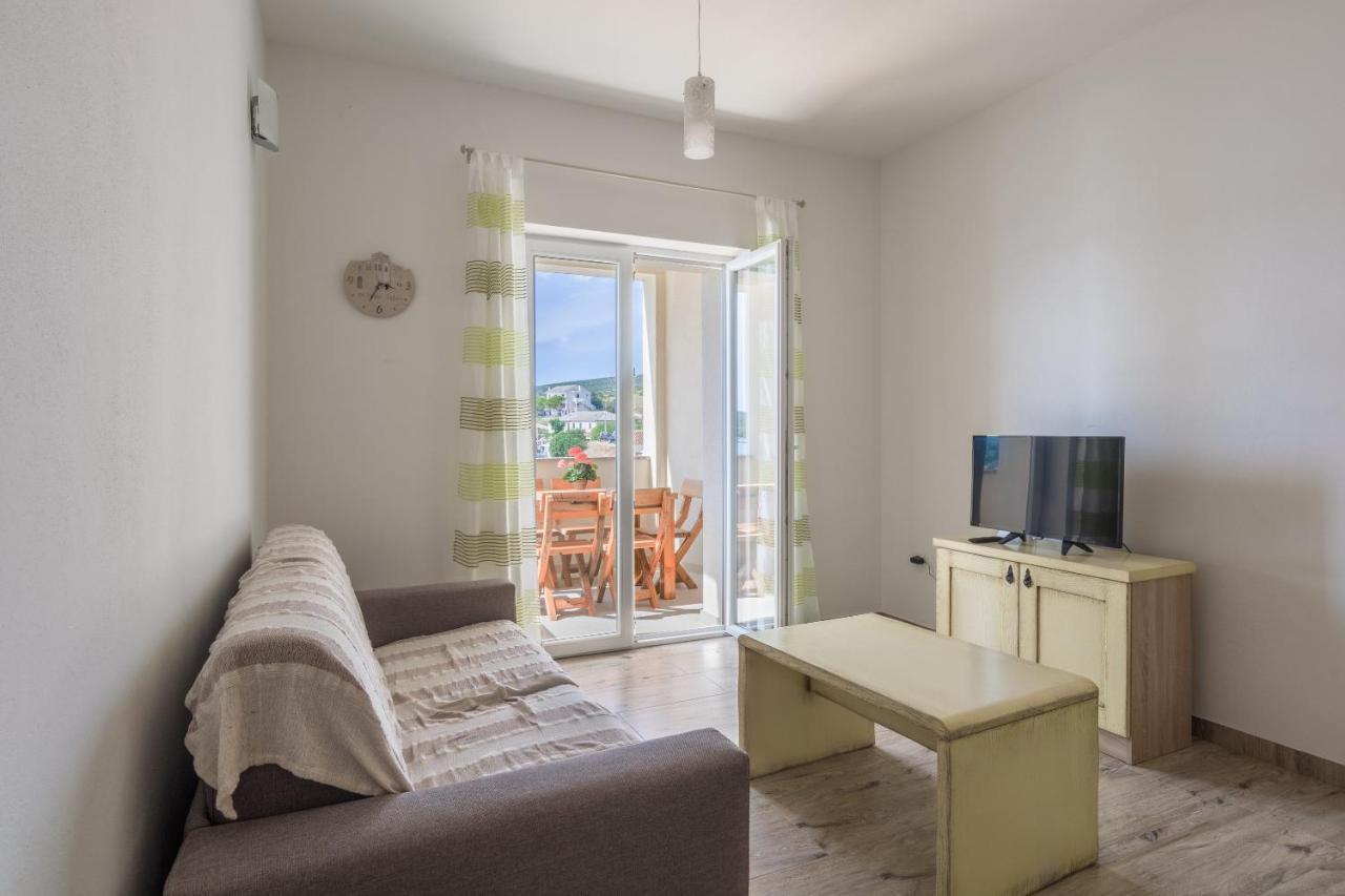 Apartments By The Sea Simuni, Pag - 18386 Колан Екстериор снимка